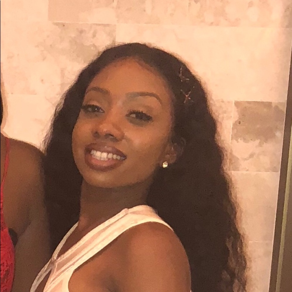 Meet your Posher, Tiffani